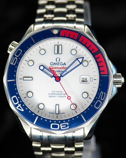 2018 Omega Seamaster Diver 300M "Bond 007 Commander's Watch" L.E. 41MM White Dial Steel Bracelet (212.32.41.20.04.001)