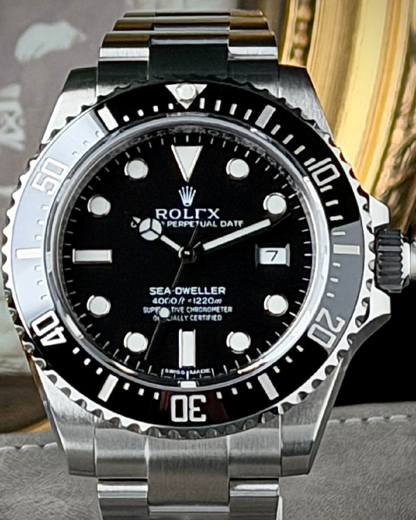 2017 Rolex Sea-Dweller 40MM Black Dial Oyster Bracelet (116600)