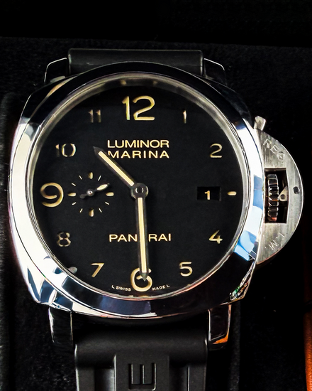 2014 Panerai Luminor Marina 1950 3 Days 44MM Black Dial Rubber Strap (PAM00359)