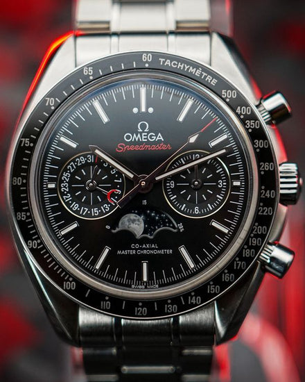 No Reserve - 2021 Omega Speedmaster Moonphase 44.25MM Black Dial Steel Bracelet (304.30.44.52.01.001)