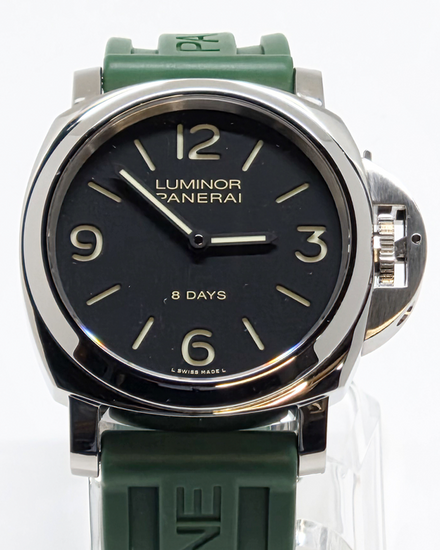 2015 Panerai Luminor Base 8 Days 44MM Black Dial Rubber Strap (PAM00560)