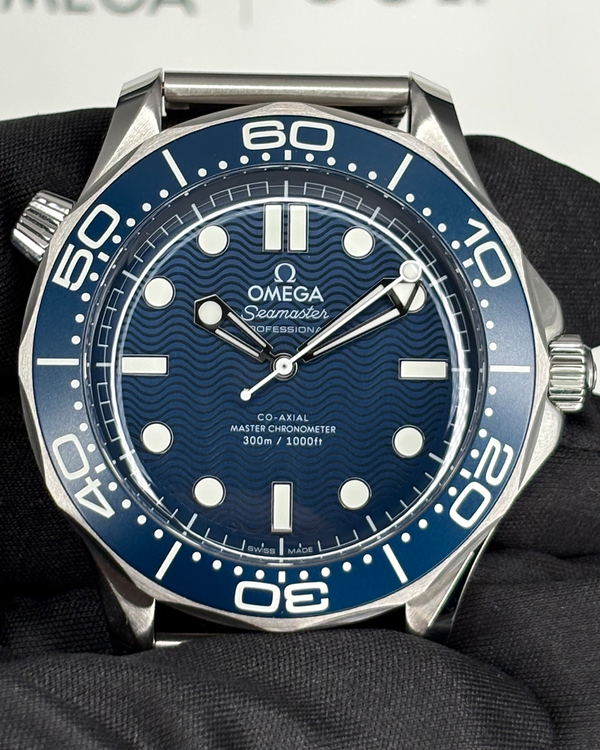 2025 Omega Seamaster Diver 300M "James Bond 60th Anniversary" 42MM Blue Dial Steel Bracelet (210.30.42.20.03.002)