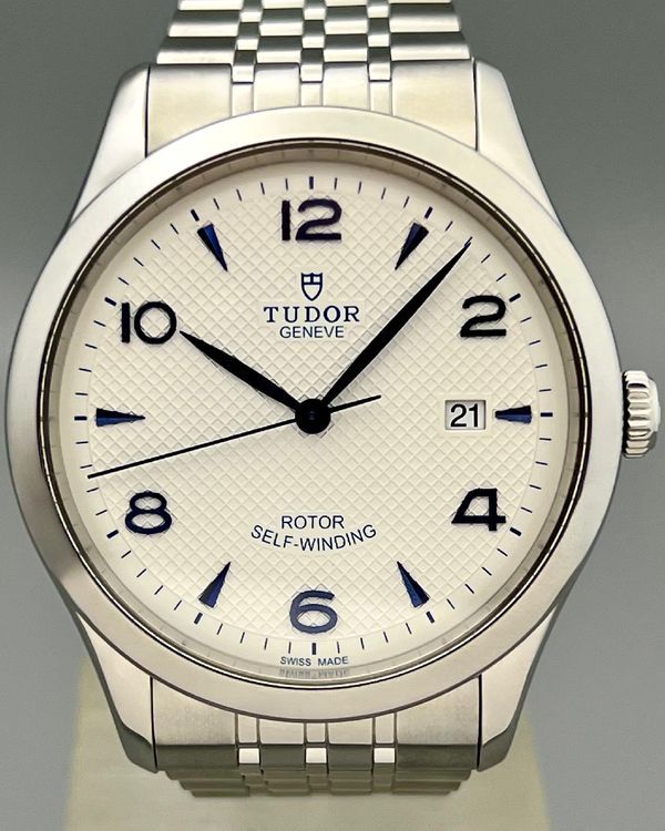 No Reserve - 2024 Tudor 1926 41MM Silver Dial Steel Bracelet (91650)