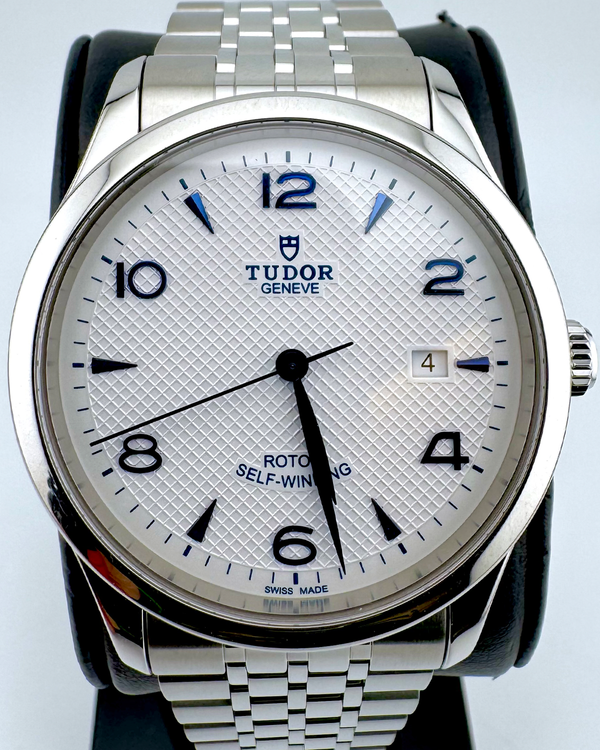 No Reserve - 2025 Tudor 1926 41MM Silver Dial Steel Bracelet (91650)