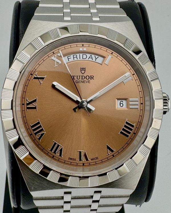 No Reserve - 2025 Tudor Royal 41MM Salmon Dial Steel Bracelet (28600)