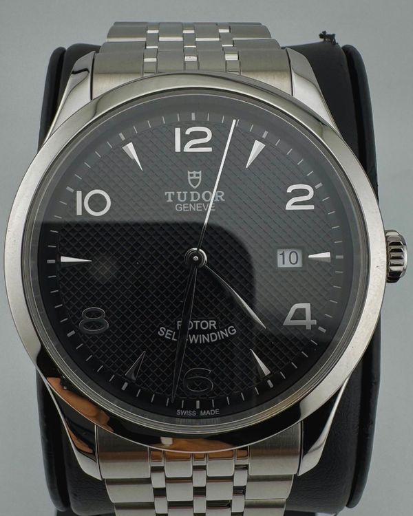 No Reserve - 2025 Tudor 1926 41MM Black Dial Steel Bracelet (91650)