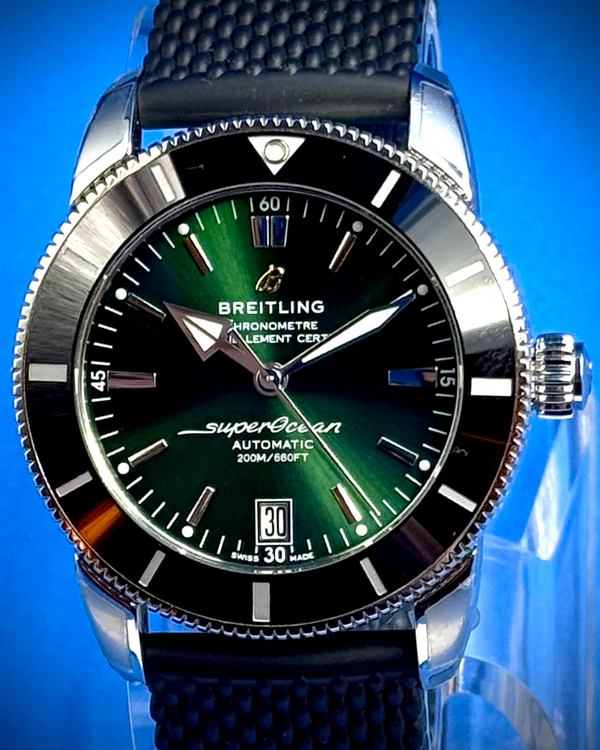 2025 Breitling Superocean Heritage II B20 S.E. 42MM Green Dial Rubber Strap (AB2010121L1S1)