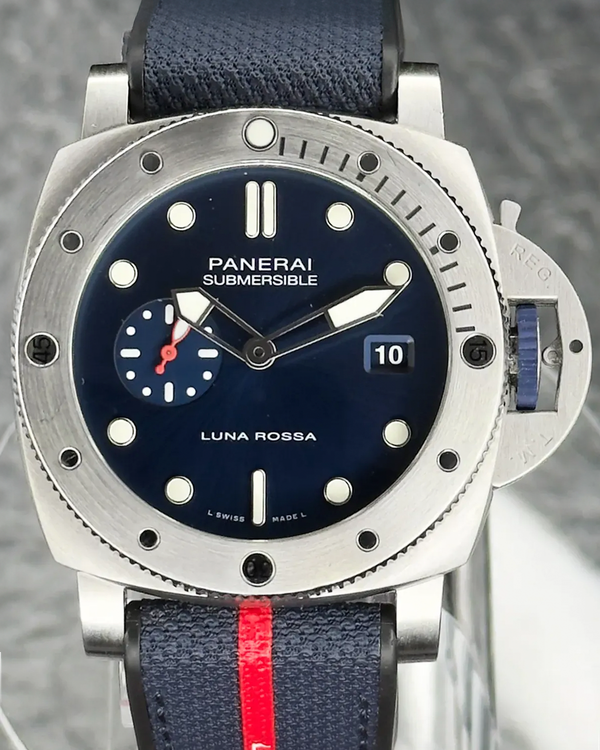 2022 Panerai Submersible Quarantaquattro Luna Rossa 44MM Blue Dial Textile Strap (PAM01391)