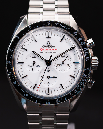 2024 Omega Speedmaster Professional Moonwatch 42MM White Dial Steel Bracelet (310.30.42.50.04.001)