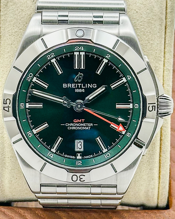 No Reserve - 2025 Breitling Chronomat GMT 40MM Green Dial Steel Bracelet (A32398)