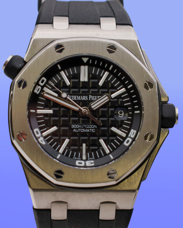 2015 Audemars Piguet Royal Oak Offshore Diver 42MM Black Dial Rubber Strap (15710ST.OO.A002CA.01)