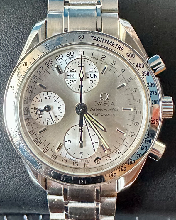 2007 Omega Speedmaster Day-Date 39MM Silver Dial Steel Bracelet (3523.30.00)