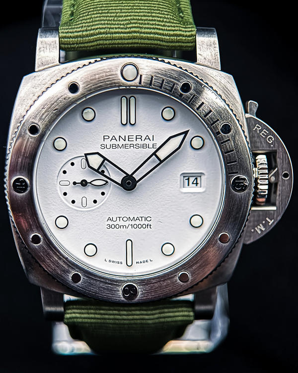 2023 Panerai Submersible "QuarantaQuattro Bianco" 44MM White Dial Textile Strap (PAM01226)