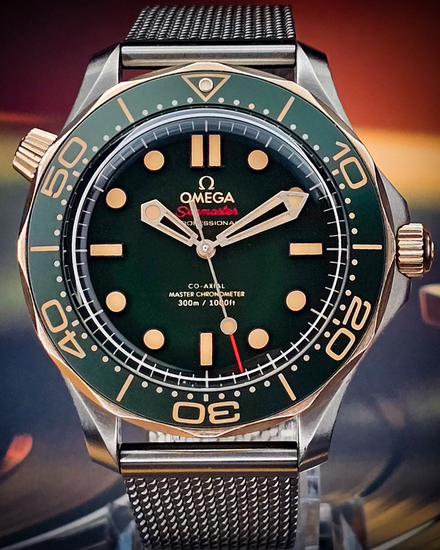 2025 Omega Seamaster Diver 300M 42MM Green Dial Titanium Bracelet (210.90.42.20.10.001)
