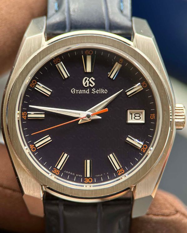 2018 Grand Seiko Sport Collection 9F "25th Anniversary" L.E. 40MM Quartz Blue Dial Leather Strap (SBGV247)