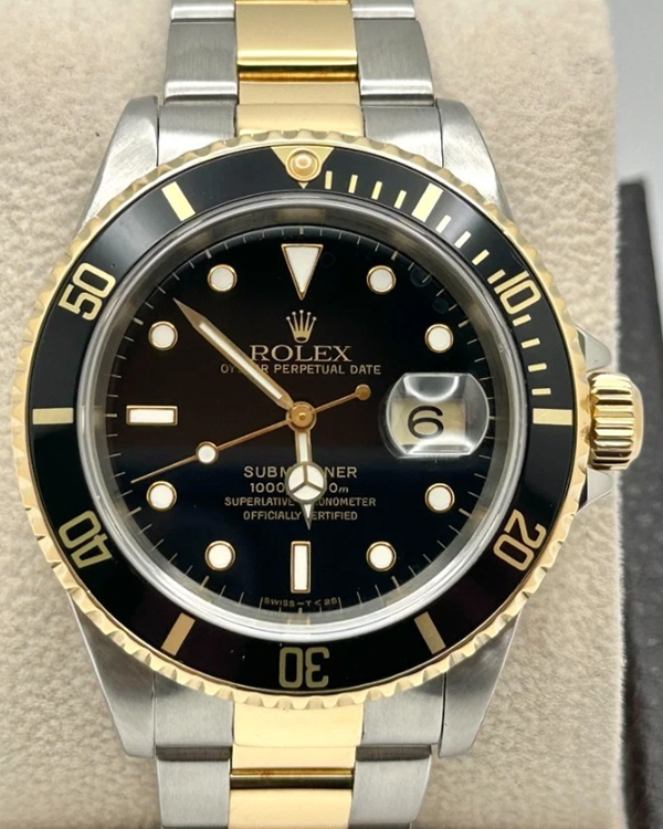 1998 Rolex Submariner Date 40MM Black Dial Two-Tone Oyster Bracelet (16613)