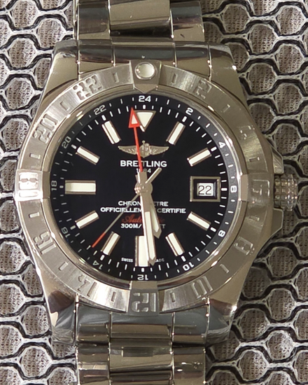 2020 Breitling Avenger II GMT 43MM Black Dial Steel Bracelet (A32390111B1A1)