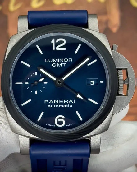 2022 Panerai Luminor GMT 42MM Blue Dial Rubber Strap (PAM01279)