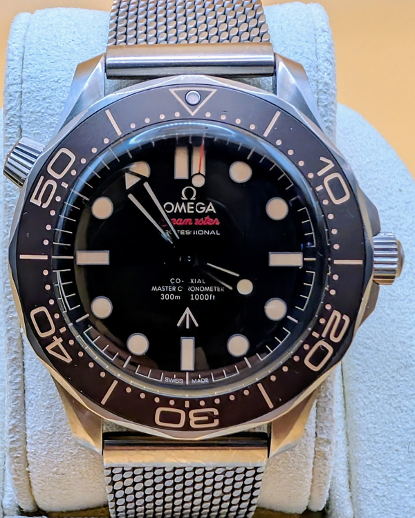 2023 Omega Seamaster Diver 300M "No Time To Die" 007 Edition 42MM Brown Dial Titanium Bracelet (210.90.42.20.01.001)
