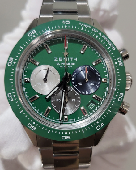 No Reserve - 2024 Zenith Chronomaster Sport 41MM Green Dial Steel Bracelet (03.3119.3600/56.M3100)