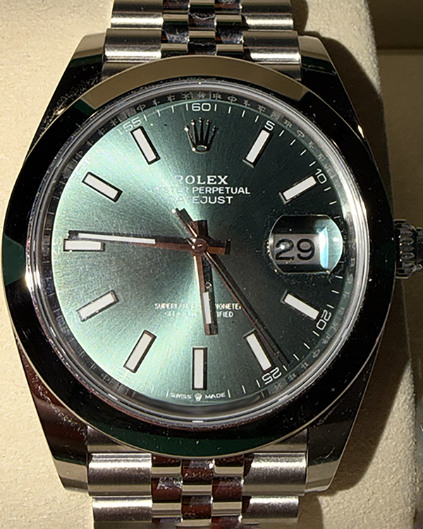 No Reserve - 2025 Rolex Datejust 41MM Mint Green Dial Oyster Bracelet (126300)