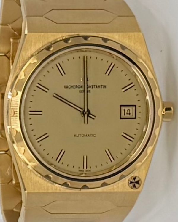 2025 Vacheron Constantin Historiques 222 37MM Champagne Dial Yellow Gold Bracelet (4200H/222J-B935)