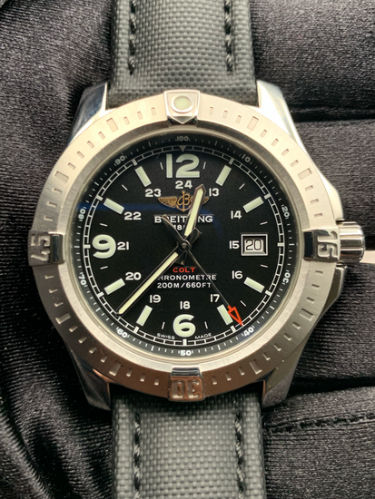 No Reserve - Breitling Colt 44MM Quartz Black Dial Aftermarket Leather Strap (A74388)