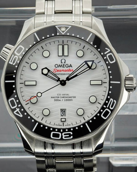 2022 Omega Seamaster Diver 300M 42MM White Dial Steel Bracelet (210.30.42.20.04.001)