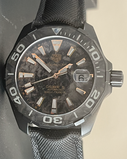 Tag Heuer Aquaracer Boutique L.E. 41MM Carbon Dial Textile Strap (WBD218A.FC6445)