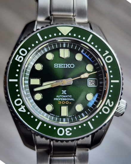 2018 Seiko Prospex 44MM Green Dial Steel Bracelet (SLA019)