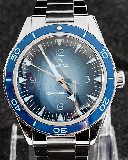 No Reserve - 2023 Omega Seamaster Diver 300M 75th Anniversary "Summer Blue" 41MM Blue Dial Steel Bracelet (234.30.41.21.03.002)