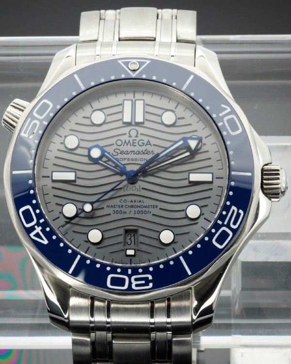 2025 Omega Seamaster Diver 300M 42MM Grey Dial Steel Bracelet (210.30.42.20.06.001)