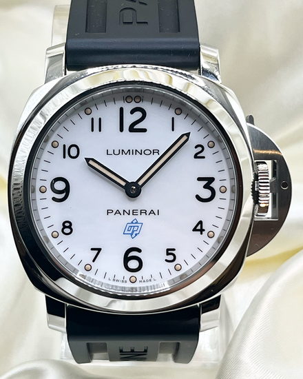 2018 Panerai Luminor Base Logo 44MM White Dial Rubber Strap (PAM00630)