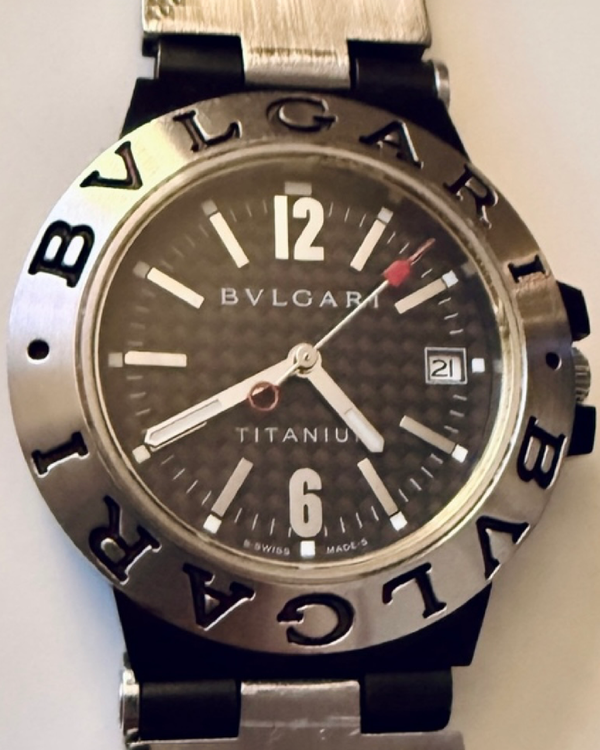 Bvlgari Diagono 38MM Carbon Fiber Dial Rubber Strap (SD 38 S)