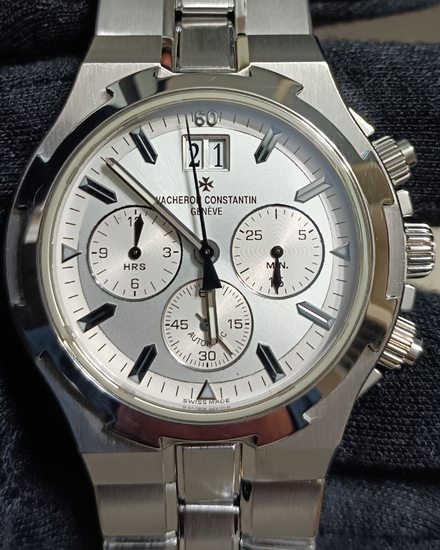 Vacheron Constantin Overseas Chronograph 40MM Silver Dial Steel Bracelet (49140/423A-8790)