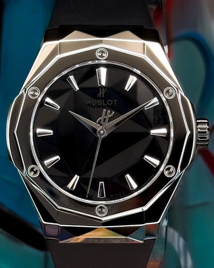 Hublot Classic Fusion Orlinski 40MM Black Dial Rubber Strap (550.NS.1800.RX.ORL19)