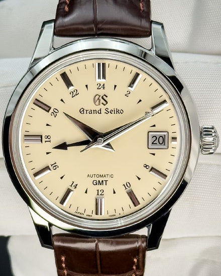 No Reserve - 2026 Grand Seiko Elegance Collection 39.5MM Ivory Dial Leather Strap (SBGM221G)