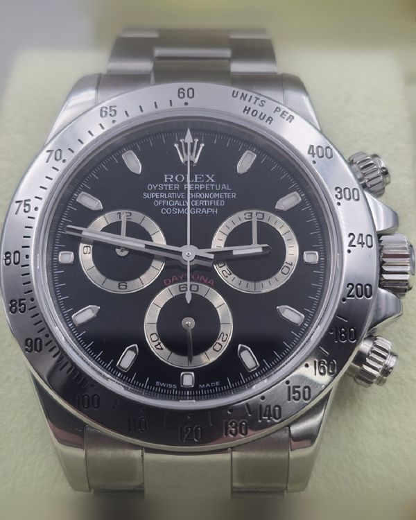 2005 Rolex Cosmograph Daytona 40MM Black Dial Oyster Bracelet (116520)