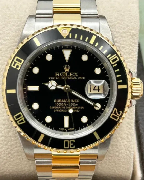 2004 Rolex Submariner Date 40MM Black Dial Two-Tone Oyster Bracelet (16613)