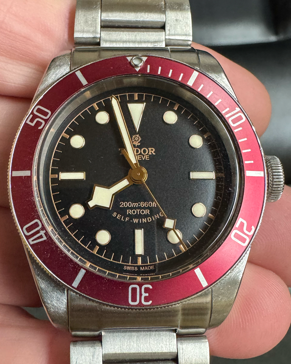 No Reserve - 2005 Tudor Black Bay Heritage "Smiley" 41MM Black Dial Aftermarket Steel Bracelet (79220R)