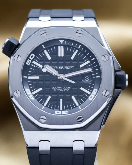2015 Audemars Piguet Royal Oak Offshore Diver 42MM Black Dial Rubber Strap (15710ST.OO.A002CA.01)
