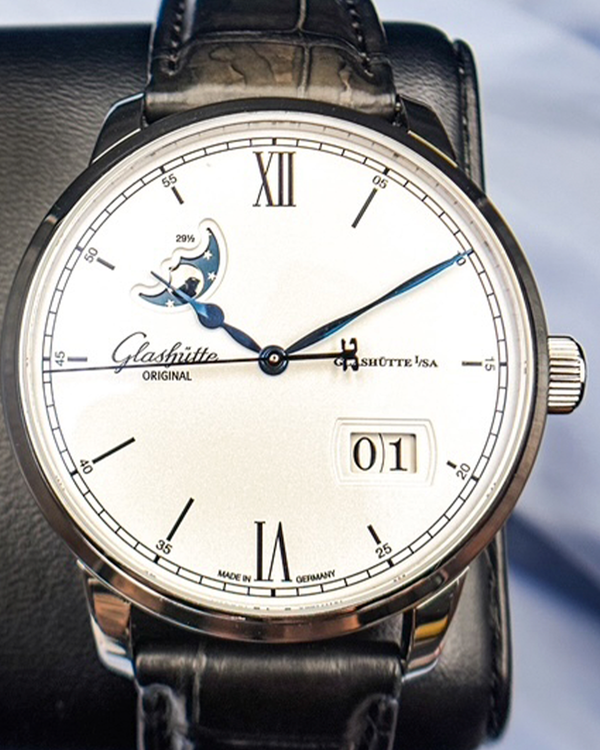 Glashütte Original Senator Excellence 40MM White Dial Leather Strap (1-36-04-01-02-50)