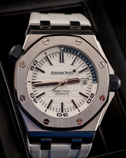 2019 Audemars Piguet Royal Oak Offshore Diver 42MM White Dial Rubber Strap (15710ST.OO.A010CA.01)