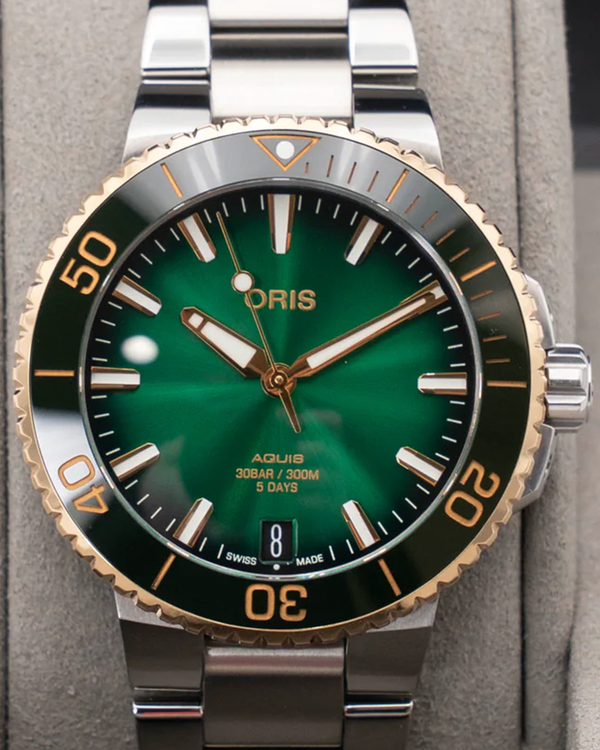 Oris Aquis Date Calibre 400 41.5MM Green Dial Steel Bracelet (01 400 7769 6357-07 8 22 09PEB)