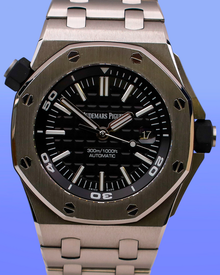 No Reserve - Audemars Piguet Royal Oak Offshore Diver 42MM Black Dial Steel Bracelet (15710ST.OO.A002CA.01)