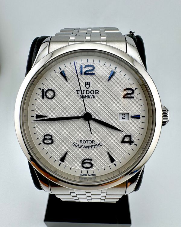 No Reserve - 2025 Tudor 1926 41MM White Dial Steel Bracelet (91650)
