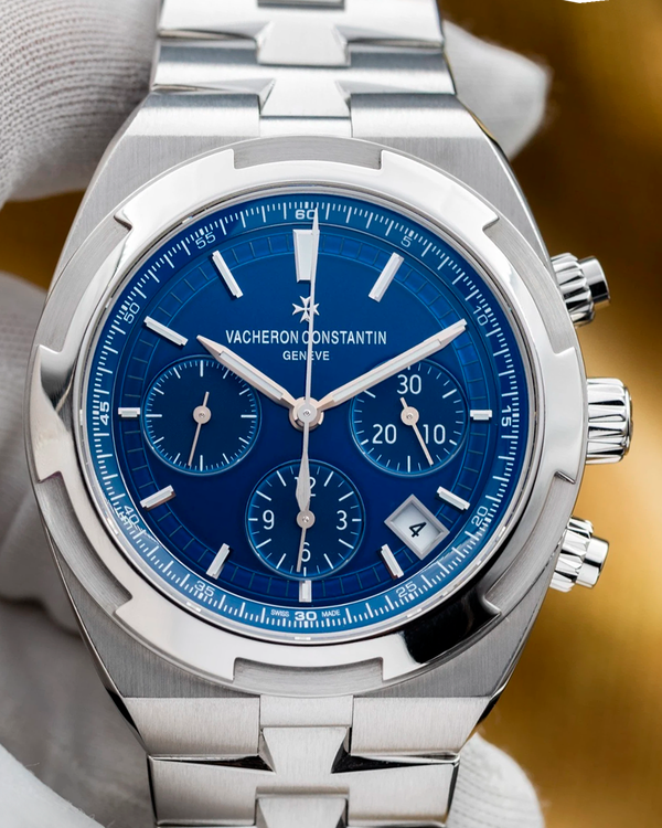 2022 Vacheron Constantin Overseas Chronograph 42.5MM Blue Dial Steel Bracelet (5500V/110A-B148)