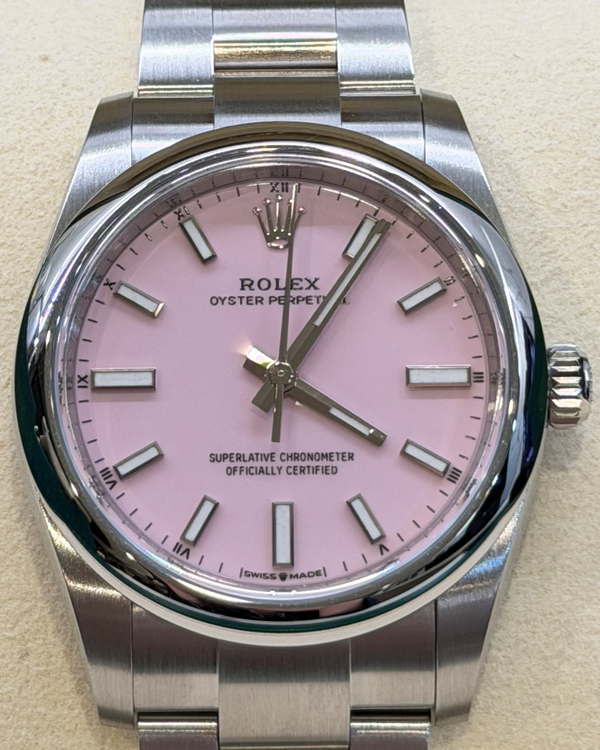 Rolex Oyster Perpetual (124200)