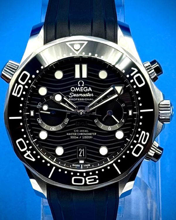 2025 Omega Seamaster Diver 300M Chronograph 44MM Black Dial Rubber Strap (210.32.44.51.01.001)
