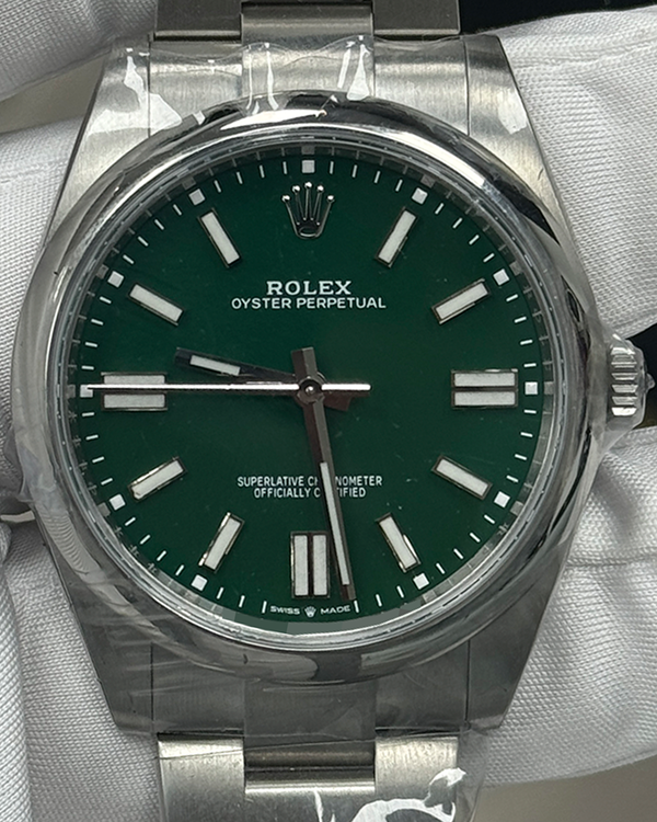 2024 Rolex Oyster Perpetual 41MM Green Dial Oyster Bracelet (124300)